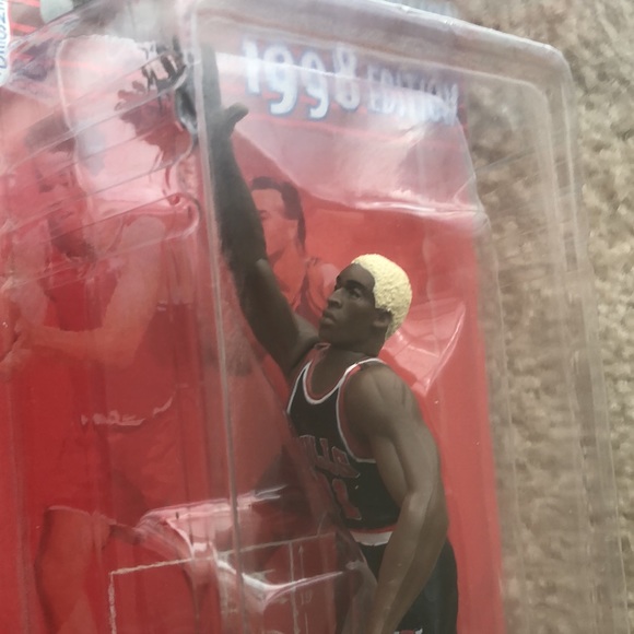 1998 DENNIS RODMAN STARTING LINEUP CHICAGO BULLS - Picture 5 of 7